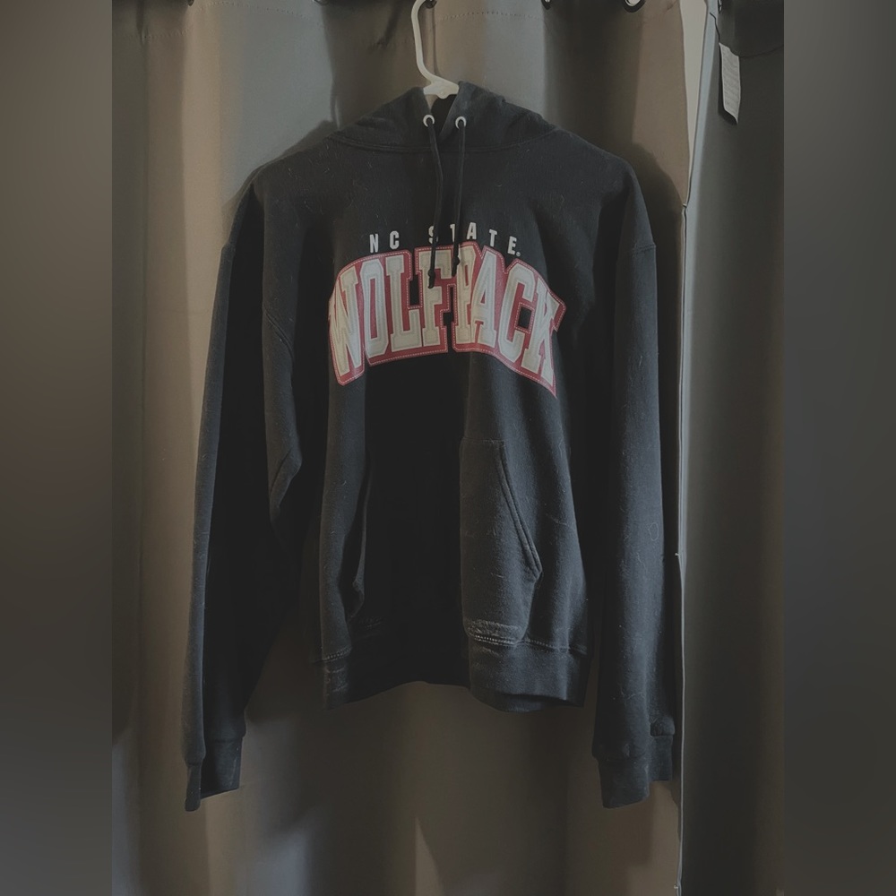 NC State Hoodie - Mens Medium